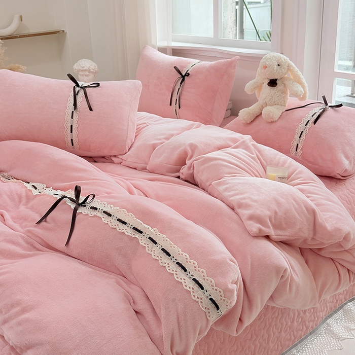 91家纺网 家纺一手货源 找家纺 韩秀家纺 2025新款牛奶绒床盖四件套 粉