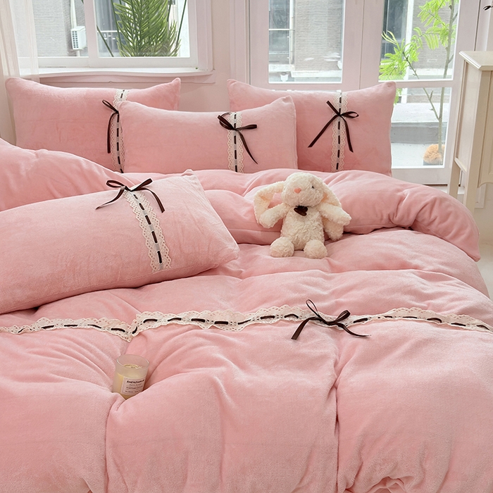 91家纺网 家纺一手货源 找家纺 韩秀家纺 2025新款牛奶绒床盖四件套 粉