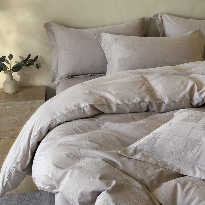 91家纺网 家纺一手货源 找家纺 禾时 2025新款轻奢高支浮雕立体提花床盖款四件套 空白格（灰）