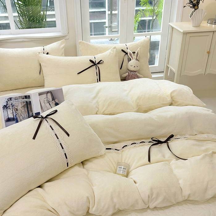 91家纺网 家纺一手货源 找家纺 韩秀家纺 2025新款牛奶绒床盖四件套 奶黄