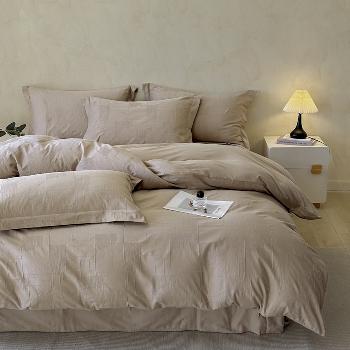 91家纺网 家纺一手货源 找家纺 禾时 2025新款轻奢高支浮雕立体提花床盖款四件套 空白格（咖）