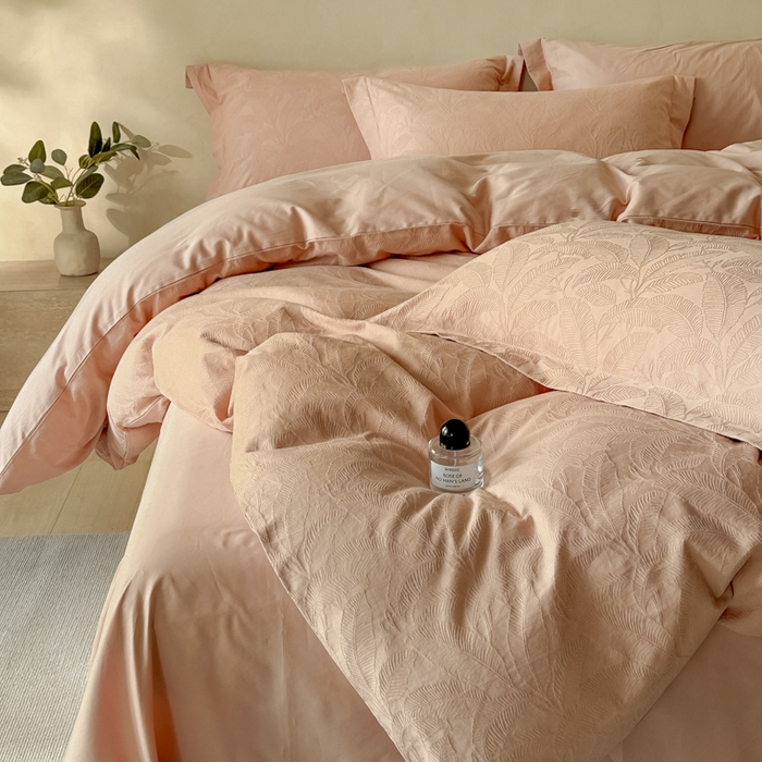 91家纺网 家纺一手货源 找家纺 禾时 2025新款轻奢高支浮雕立体提花床盖款四件套 威廉（爱马橙）