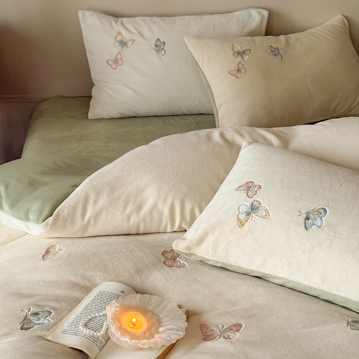 91家纺网 家纺一手货源 找家纺 FORTWO家纺原创设计（FOR TWO家纺） 2025新款230克牛奶绒蝴蝶刺绣四件套-星辰 （券前）基础价不低于小号208元，中号258元，大号298元 会员-10 星辰-绿