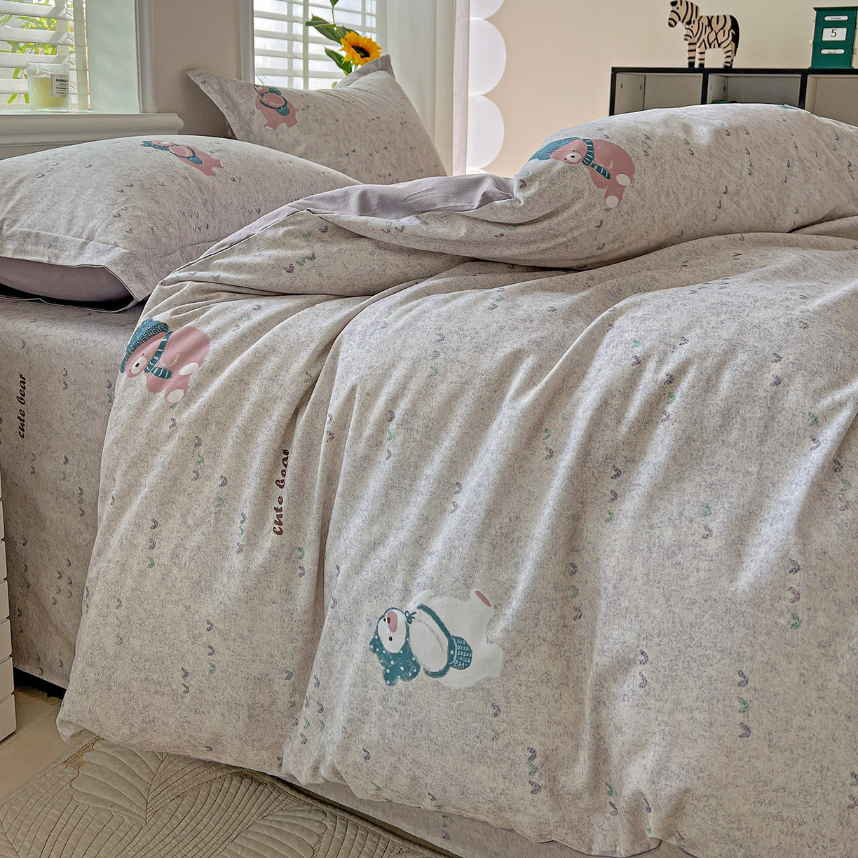 91家纺网 家纺一手货源 找家纺 依庭 2025新款高克重全棉纯棉磨毛印花单被套 幸福小熊