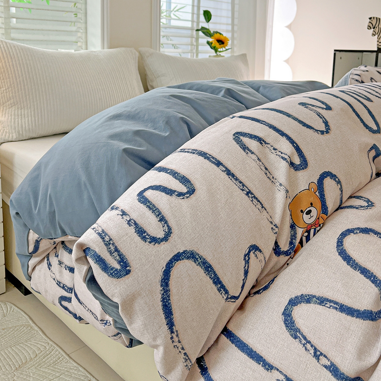 91家纺网 家纺一手货源 找家纺 依庭 2025新款高克重全棉纯棉磨毛印花单被套 幸运熊