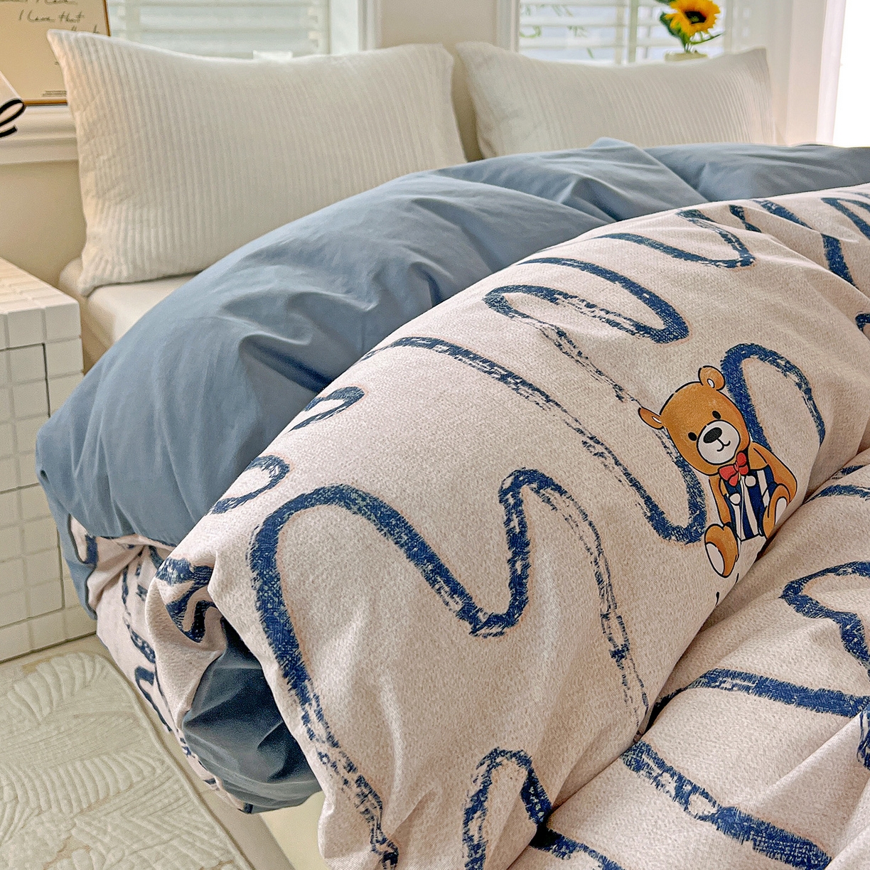 91家纺网 家纺一手货源 找家纺 依庭 2025新款高克重全棉纯棉磨毛印花单被套 幸运熊