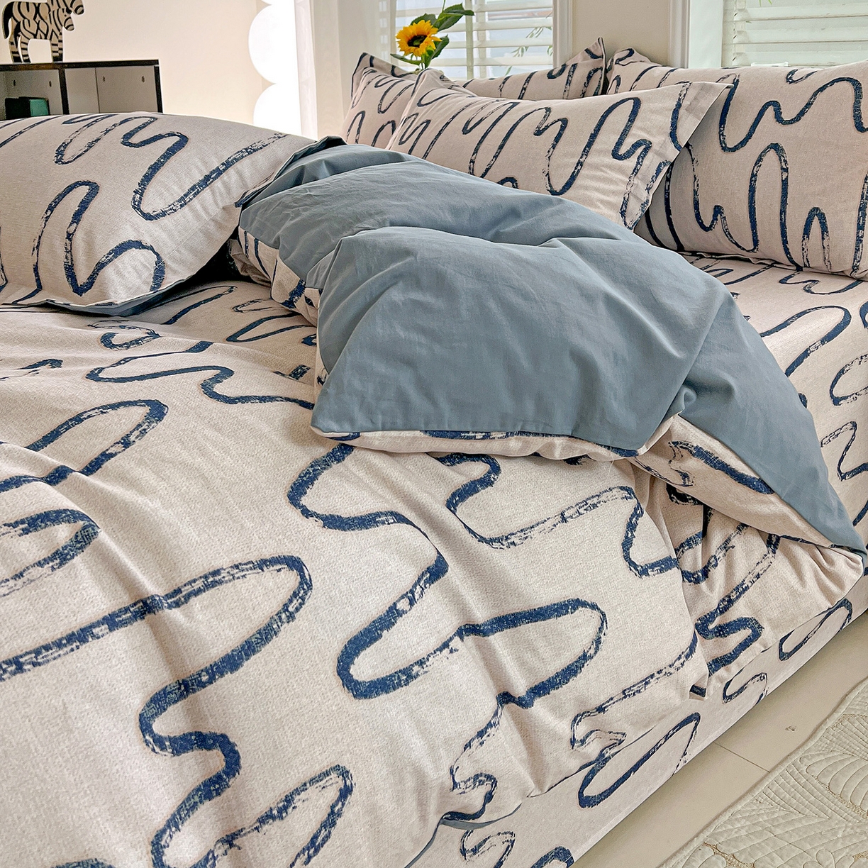 91家纺网 家纺一手货源 找家纺 依庭 2025新款高克重全棉纯棉磨毛印花单被套 幸运熊