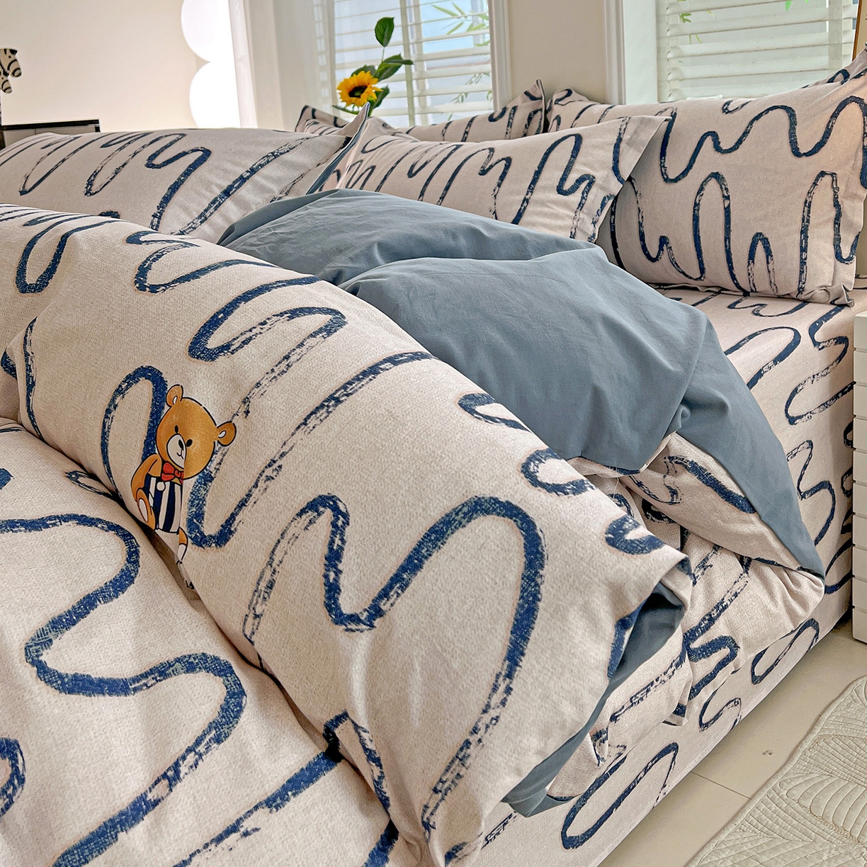 91家纺网 家纺一手货源 找家纺 依庭 2025新款高克重全棉纯棉磨毛印花单被套 幸运熊