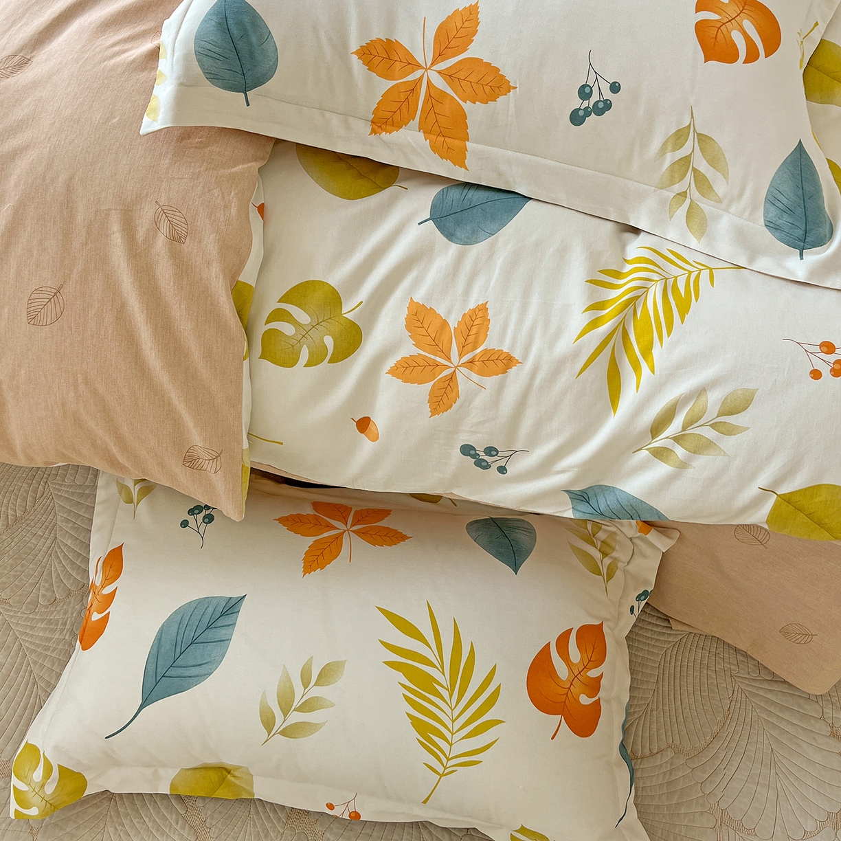 91家纺网 家纺一手货源 找家纺 依庭 2025新款高克重全棉纯棉磨毛印花单被套 叶之恋