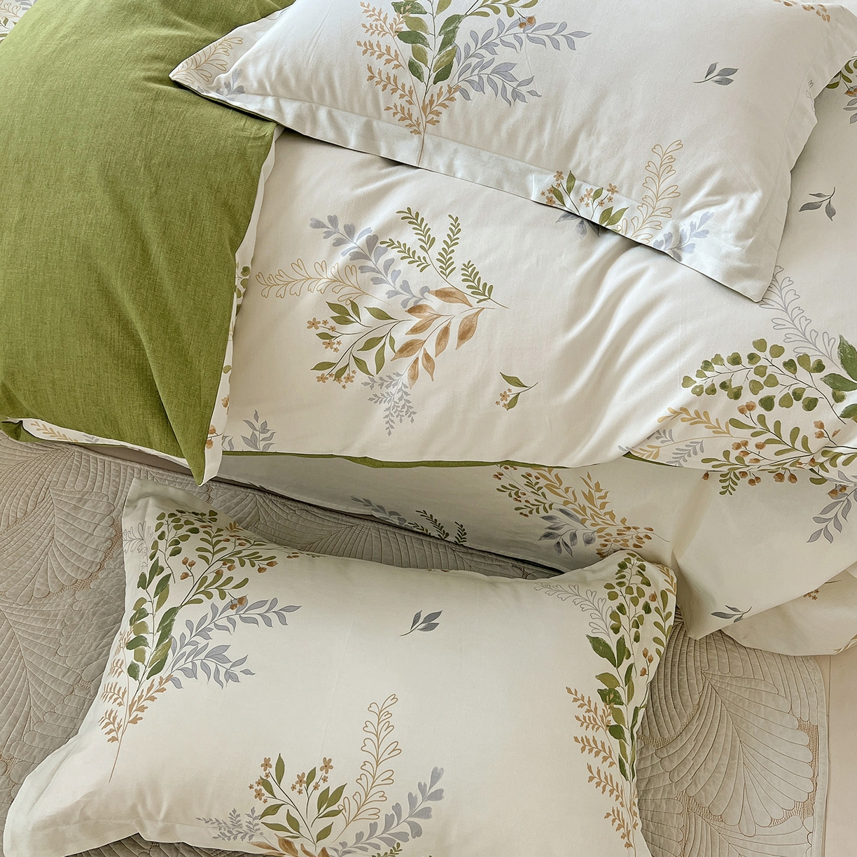 91家纺网 家纺一手货源 找家纺 依庭 2025新款高克重全棉纯棉磨毛印花单被套 叶芝