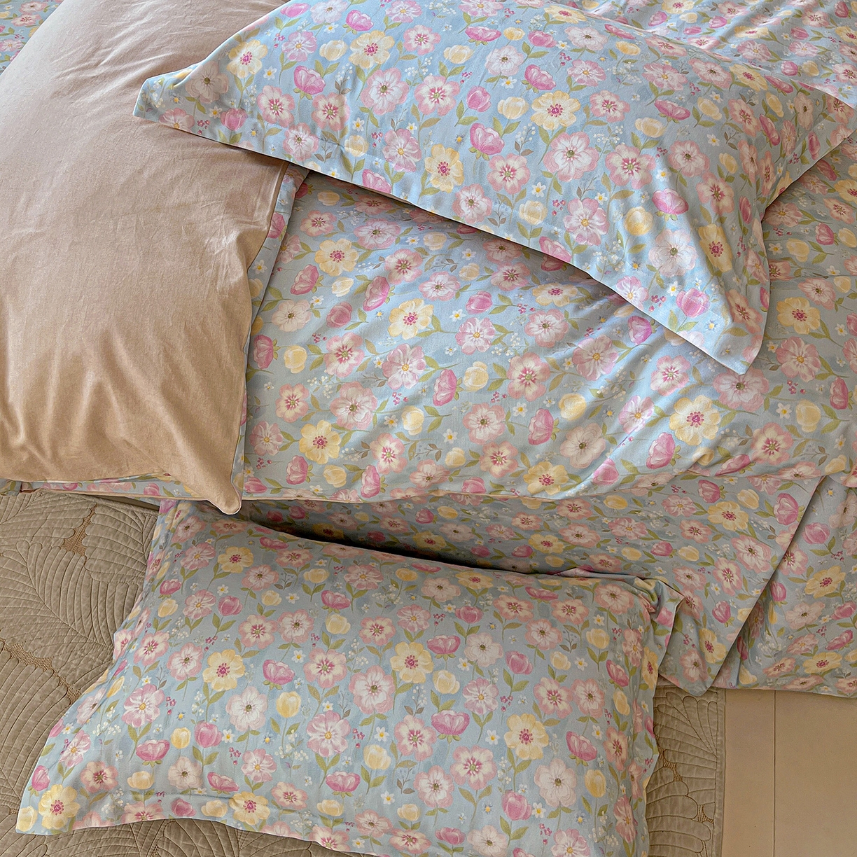 91家纺网 家纺一手货源 找家纺 依庭 2025新款高克重全棉纯棉磨毛印花单被套 樱絮仙踪