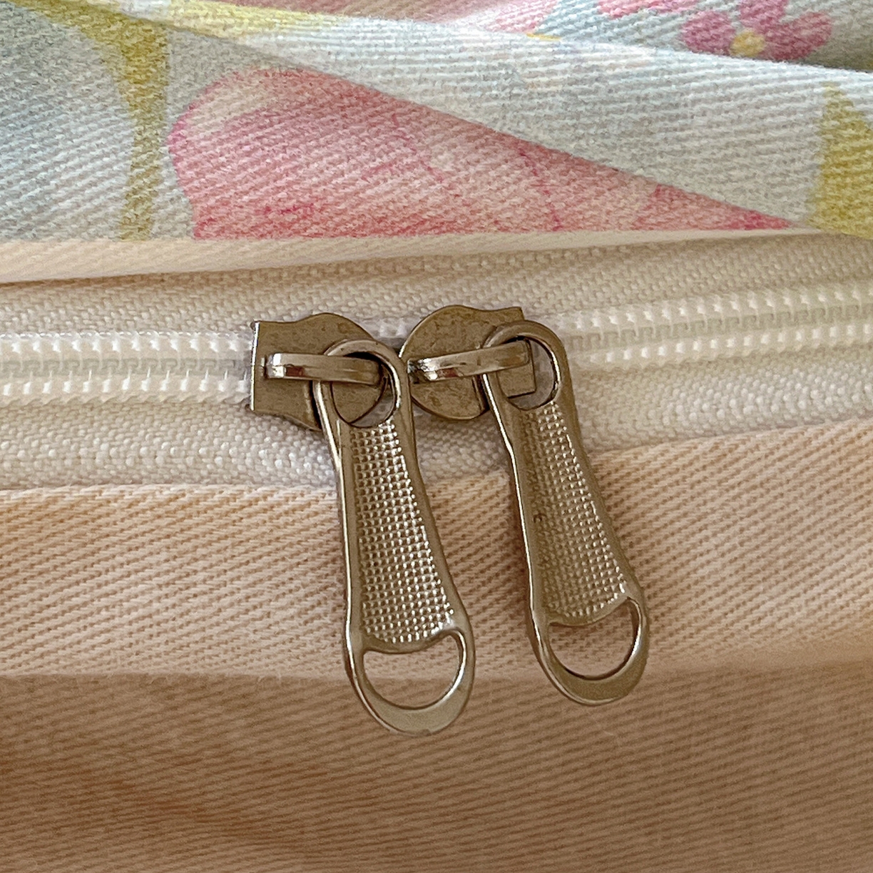 91家纺网 家纺一手货源 找家纺 依庭 2025新款高克重全棉纯棉磨毛印花单被套 樱絮仙踪