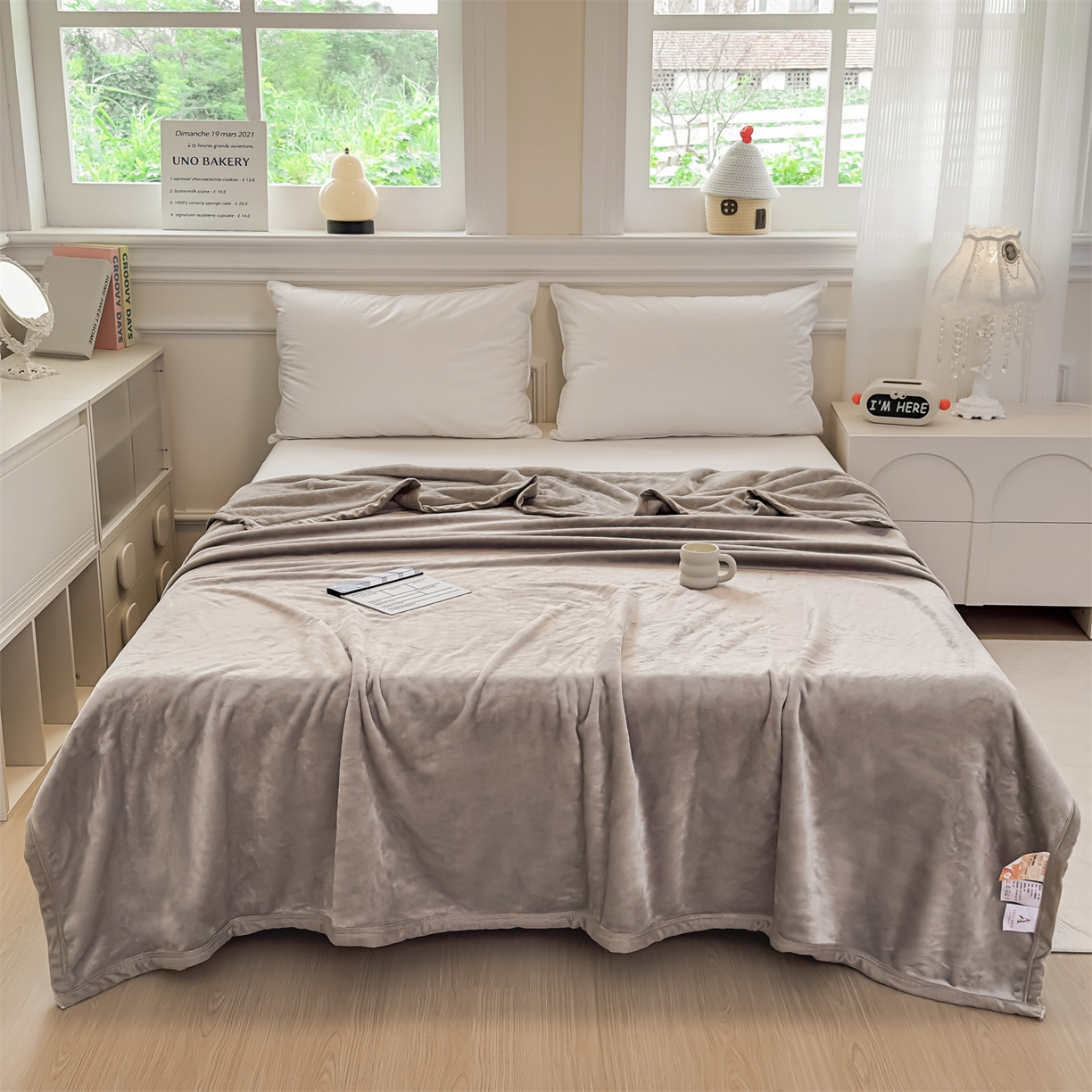 91家纺网 家纺一手货源 找家纺 （总）予梦家纺 2025新款320g高克重加厚法兰绒毛毯办公室午休毯