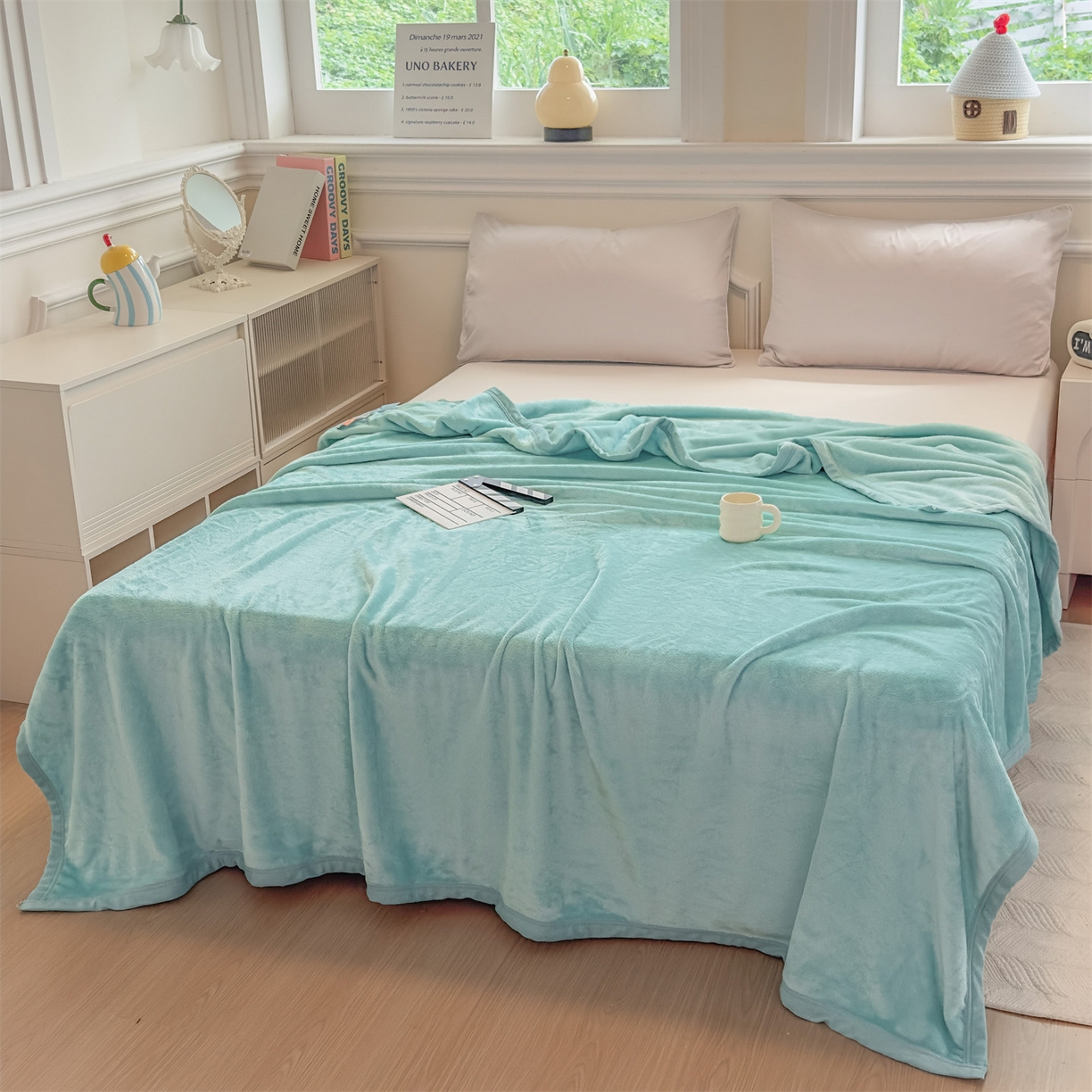 91家纺网 家纺一手货源 找家纺 予梦家纺 2025新款320g高克重加厚法兰绒毛毯办公室午休毯 清水蓝