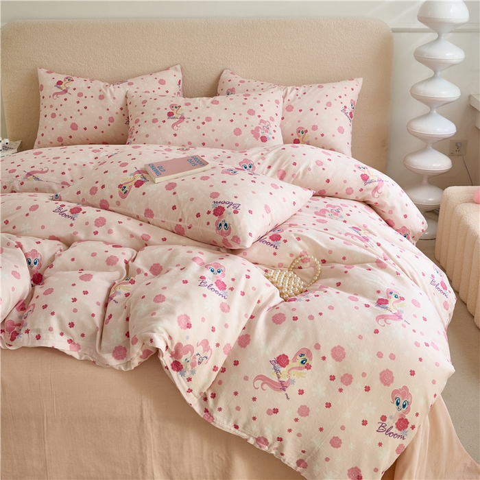 91家纺网 家纺一手货源 找家纺 百利卡通（原迪士尼家纺） 2025新款全棉双层纱小马宝莉系列三四件套 花中柔柔