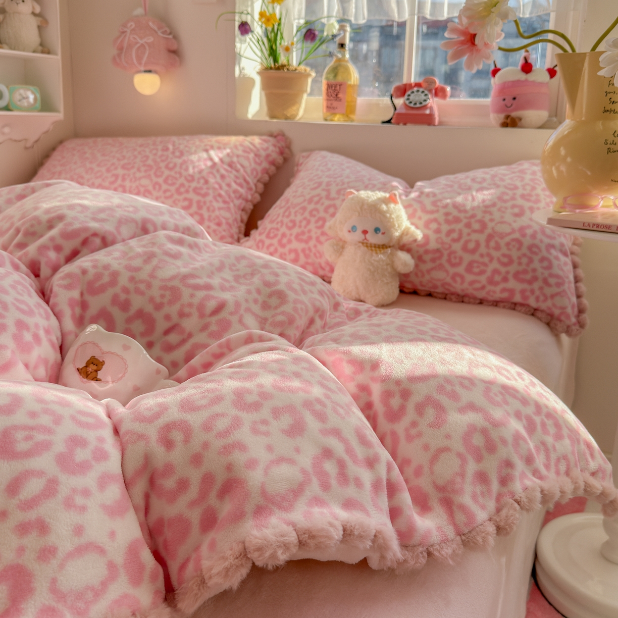 91家纺网 家纺一手货源 找家纺 （总）初念 2025新款牛奶绒印花四件套-豹纹