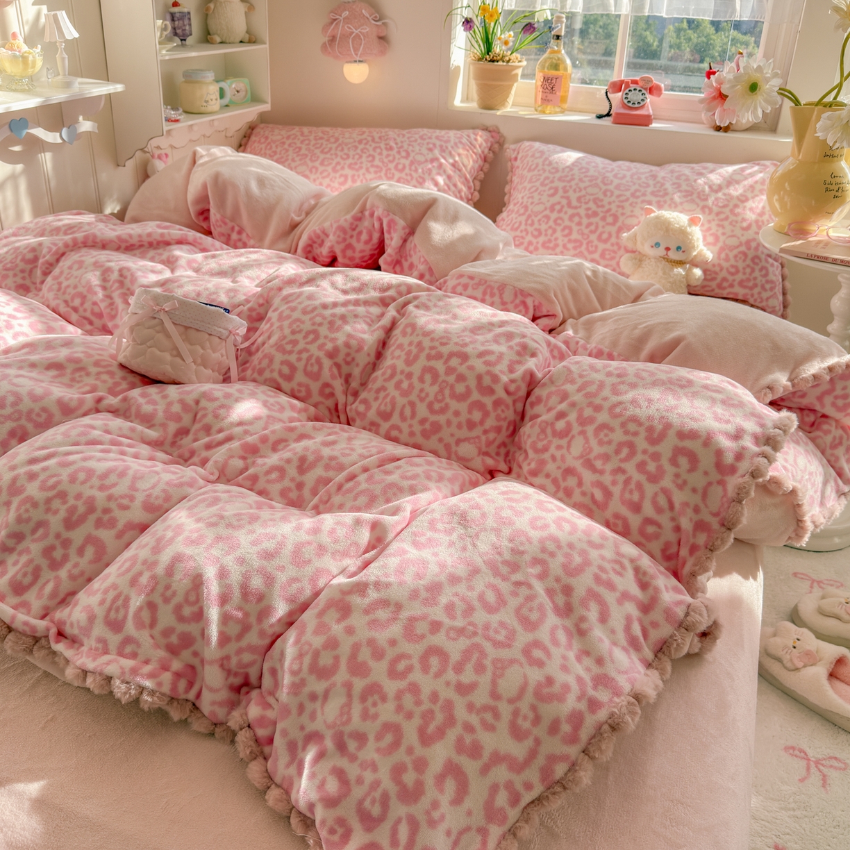 91家纺网 家纺一手货源 找家纺 （总）初念 2025新款牛奶绒印花四件套-豹纹