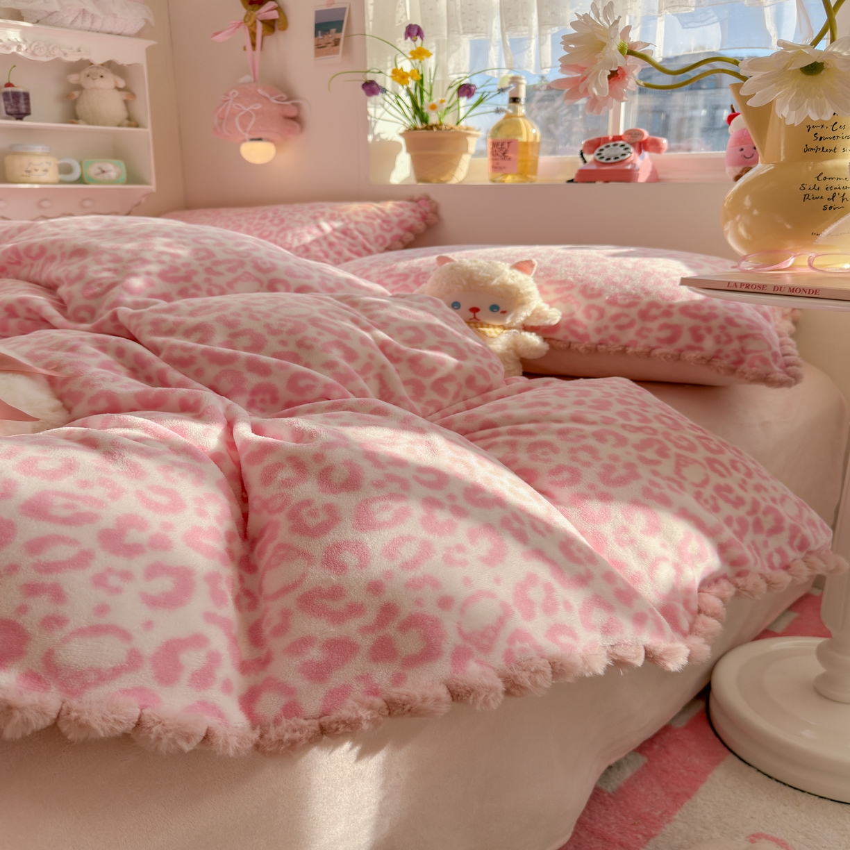 91家纺网 家纺一手货源 找家纺 （总）初念 2025新款牛奶绒印花四件套-豹纹