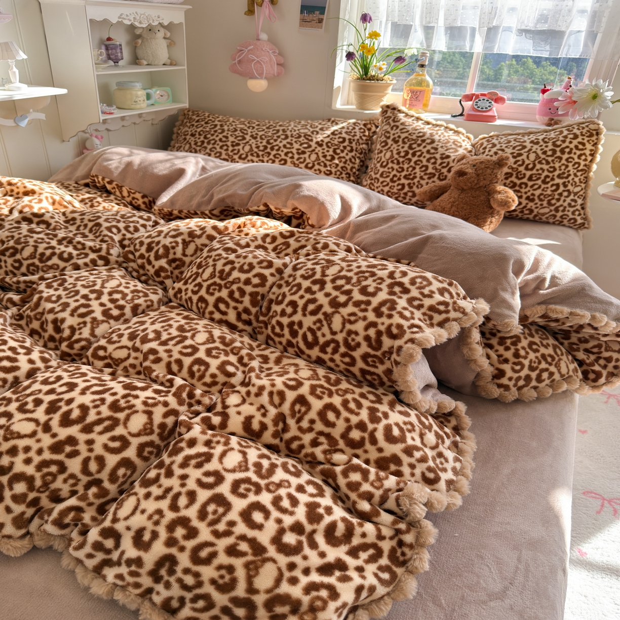 91家纺网 家纺一手货源 找家纺 初念 2025新款牛奶绒印花四件套-豹纹 牛奶绒-咖豹纹