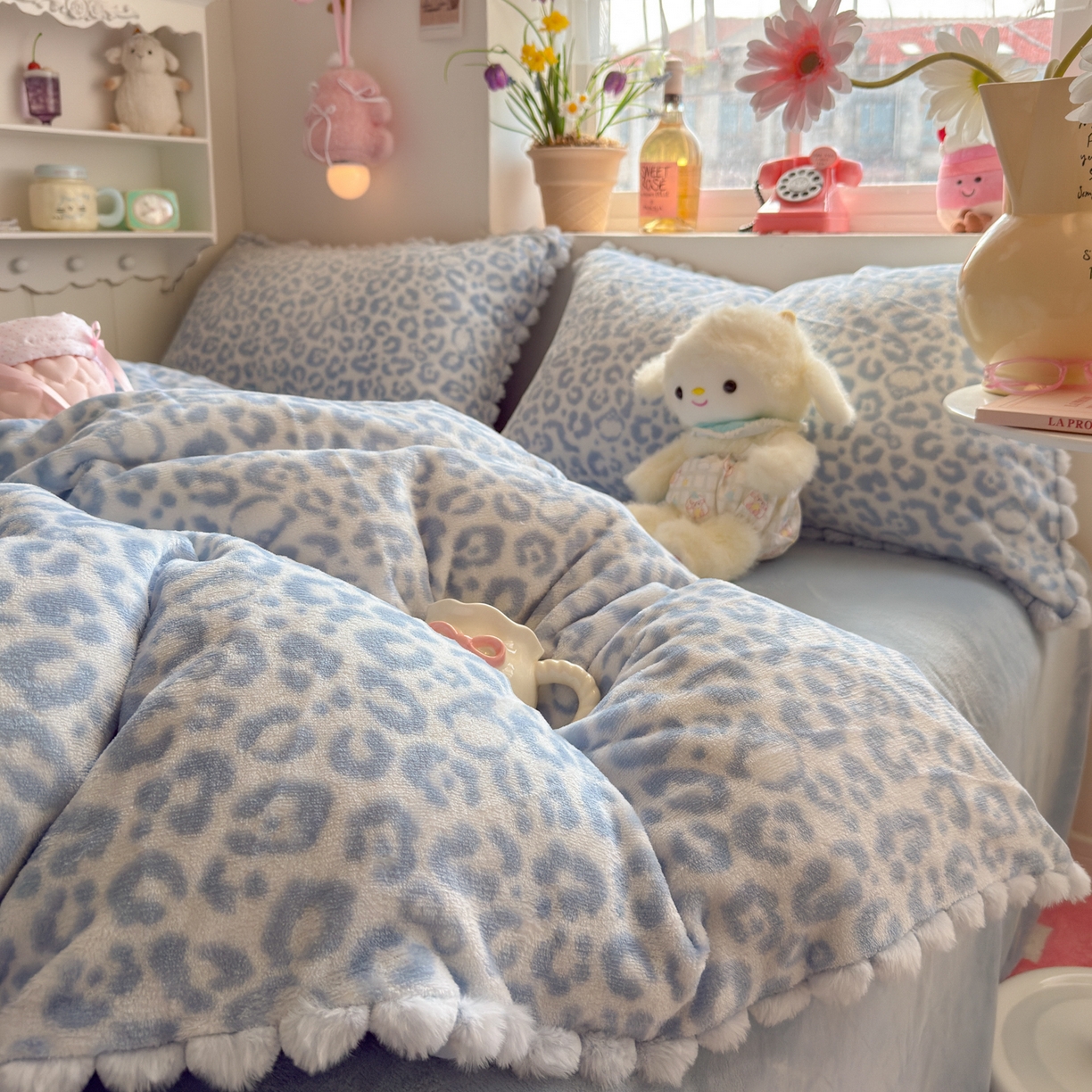 91家纺网 家纺一手货源 找家纺 初念 2025新款牛奶绒印花四件套-豹纹 牛奶绒-蓝豹纹