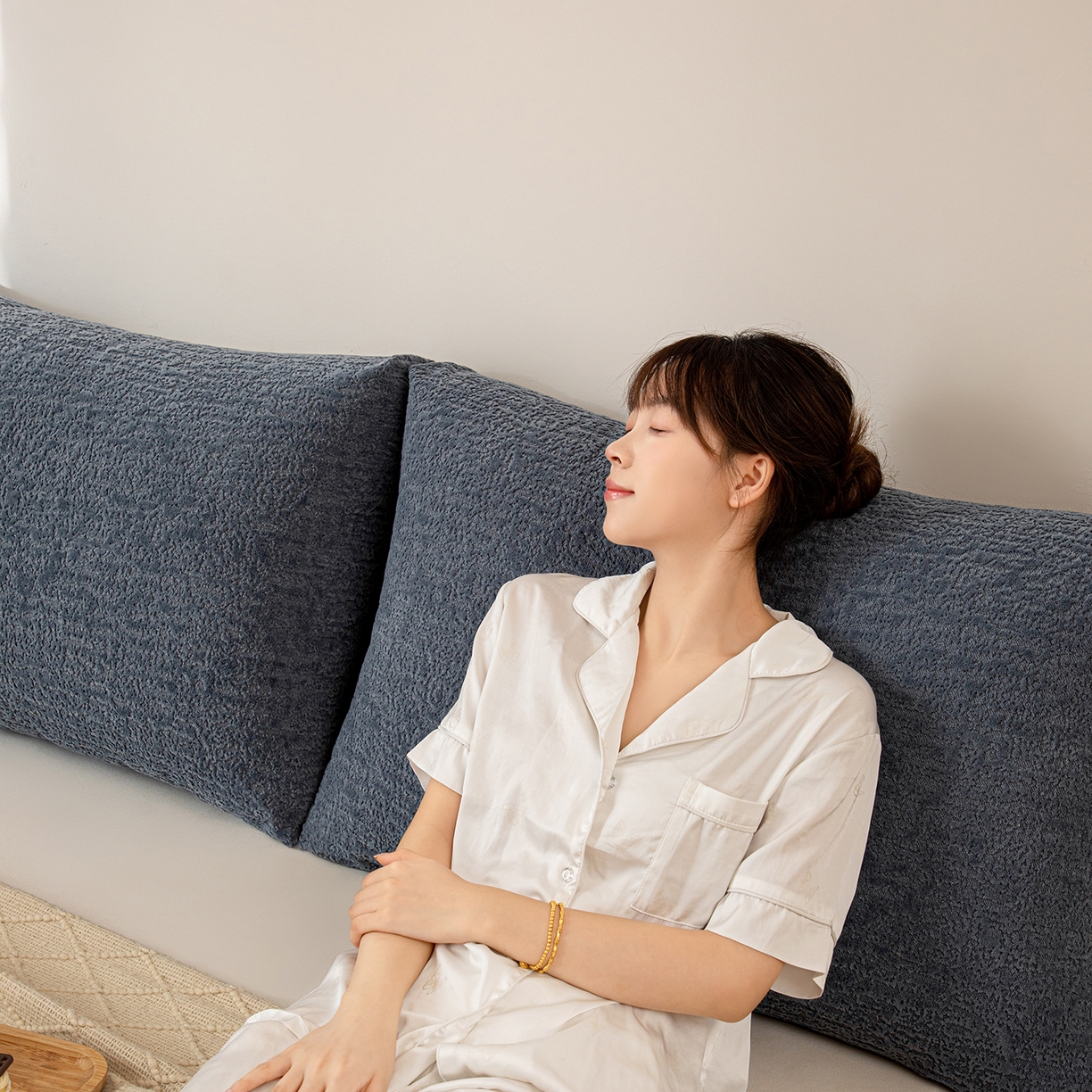 91家纺网 家纺一手货源 找家纺 沐沐家纺 2026新款可可西里面包枕 深灰