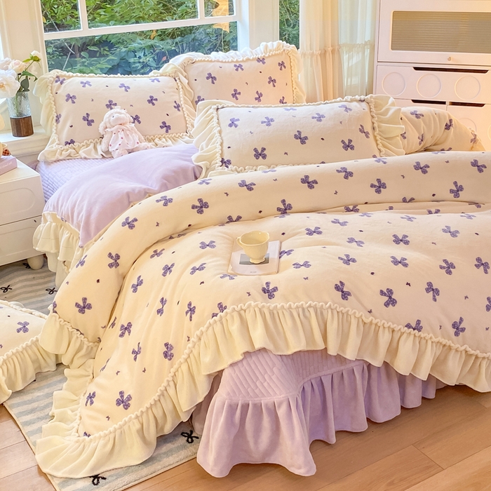 91家纺网 家纺一手货源 找家纺 （总）大麦家纺 2025新款牛奶绒印花夹棉花边床盖四件套