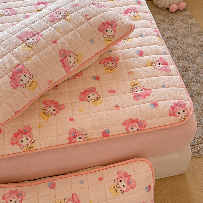 91家纺网 家纺一手货源 找家纺 （总）澜妃 2025新款加厚牛奶绒卡通夹棉单床笠床笠单件单品床笠-亦甜系列