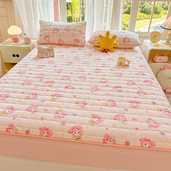 91家纺网 家纺一手货源 找家纺 （总）澜妃 2025新款加厚牛奶绒卡通夹棉单床笠床笠单件单品床笠-亦甜系列