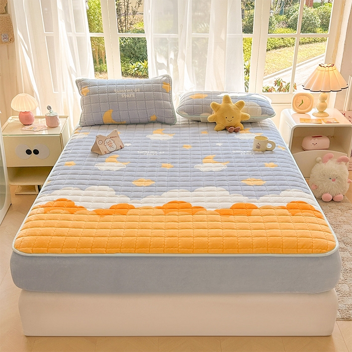 91家纺网 家纺一手货源 找家纺 澜妃 2025新款加厚牛奶绒卡通夹棉单床笠床笠单件单品床笠-亦甜系列 亦甜-黄色月亮