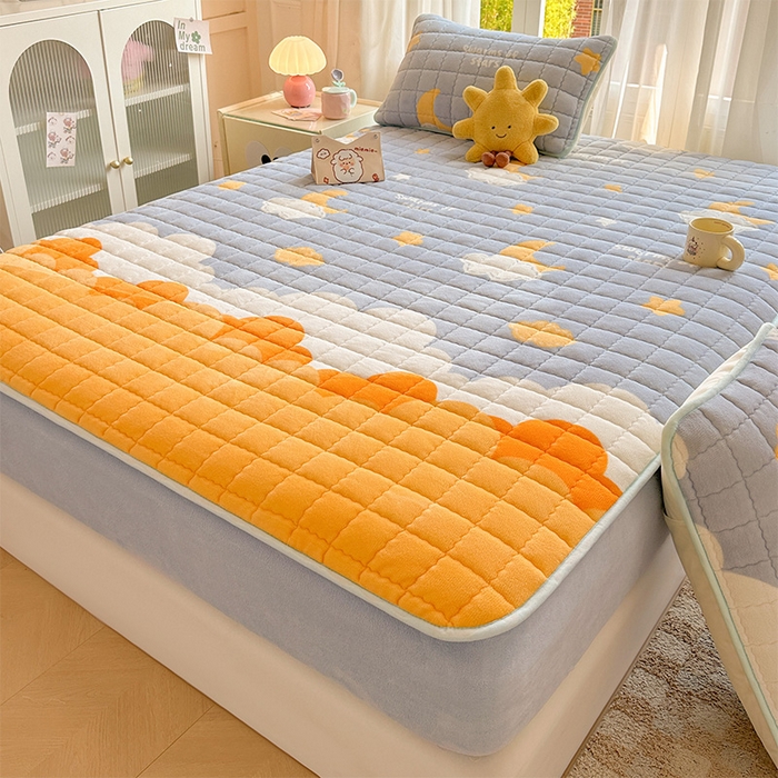 91家纺网 家纺一手货源 找家纺 澜妃 2025新款加厚牛奶绒卡通夹棉单床笠床笠单件单品床笠-亦甜系列 亦甜-黄色月亮