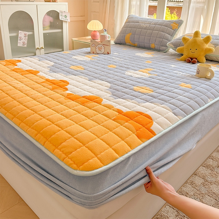 91家纺网 家纺一手货源 找家纺 澜妃 2025新款加厚牛奶绒卡通夹棉单床笠床笠单件单品床笠-亦甜系列 亦甜-黄色月亮