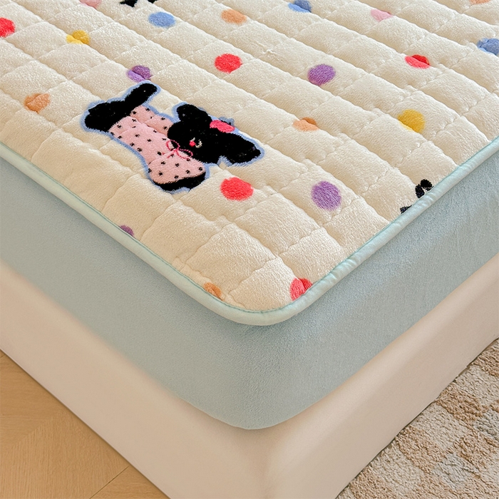 91家纺网 家纺一手货源 找家纺 澜妃 2025新款加厚牛奶绒卡通夹棉单床笠床笠单件单品床笠-亦甜系列 亦甜-旺旺仙贝