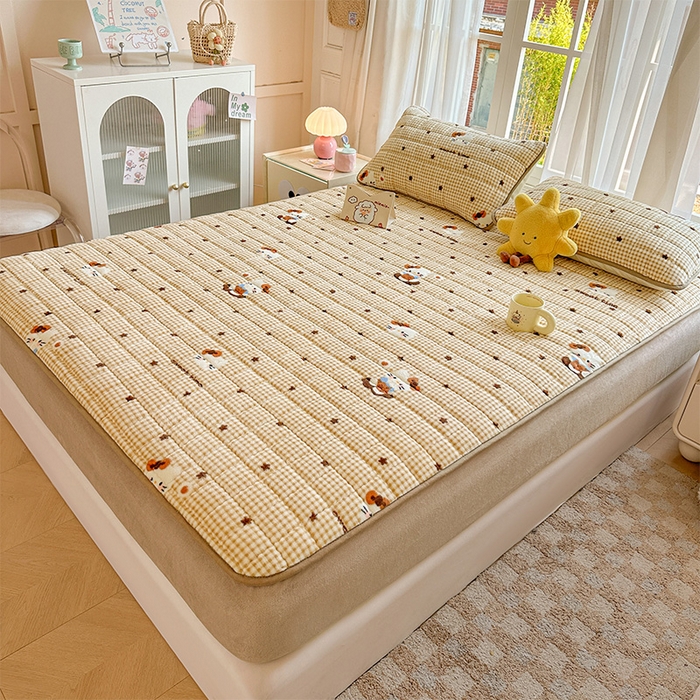 91家纺网 家纺一手货源 找家纺 澜妃 2025新款加厚牛奶绒卡通夹棉单床笠床笠单件单品床笠-亦甜系列 亦甜-可可猫星