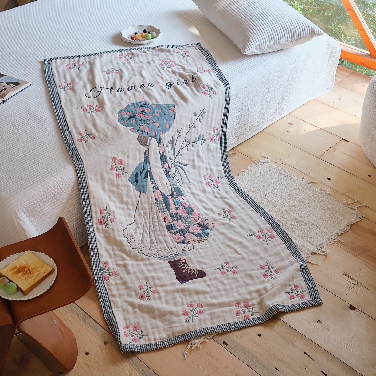 91家纺网 家纺一手货源 找家纺 沐瑟家纺 2025新款卡通A类全棉四层纱布浴巾加大毛巾-第三组 卓玛女孩 80*160cm