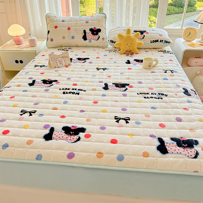 91家纺网 家纺一手货源 找家纺 澜妃 2025新款加厚牛奶绒卡通夹棉单床笠床笠单件单品床笠-亦甜系列 亦甜-旺旺仙贝