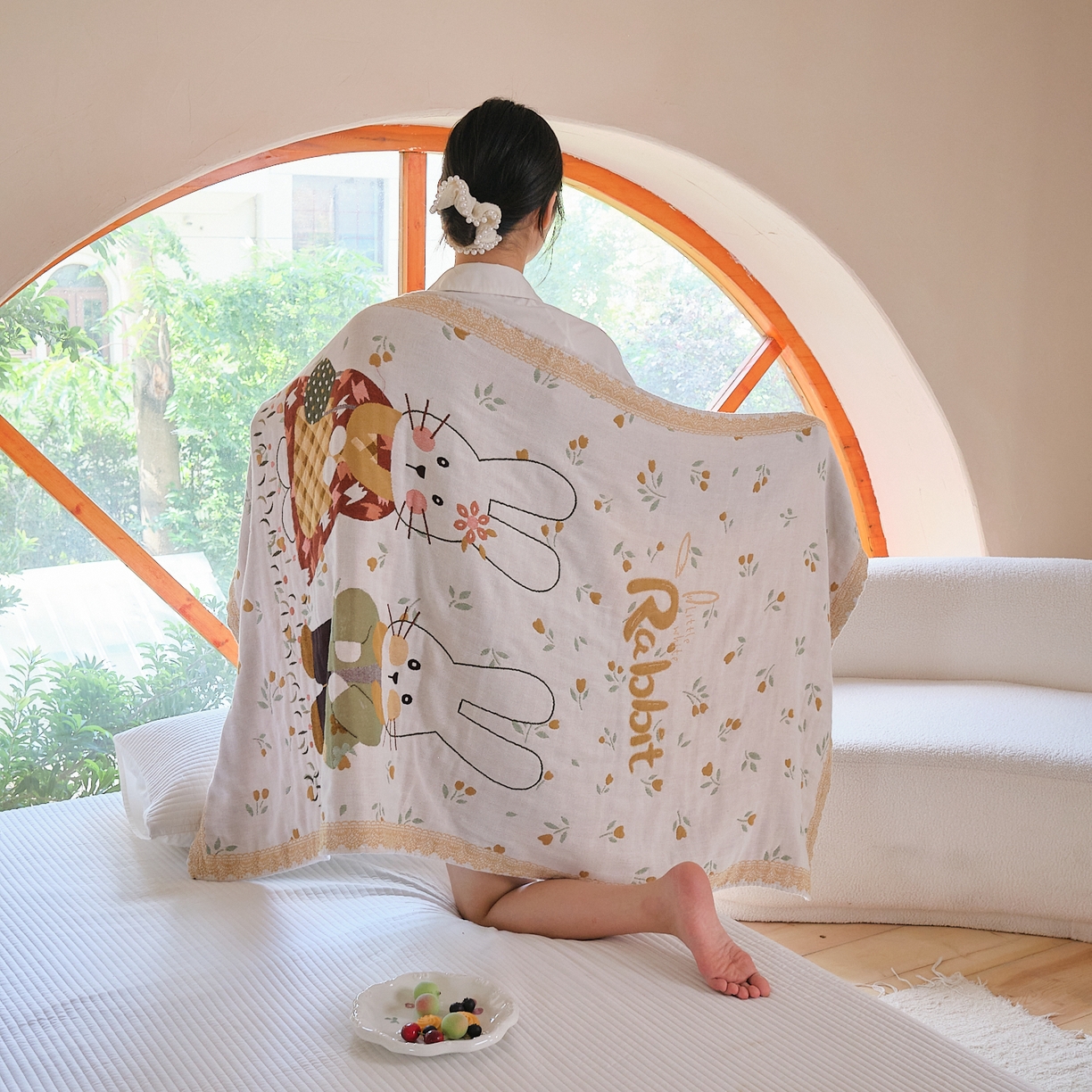 91家纺网 家纺一手货源 找家纺 沐瑟家纺 2025新款卡通A类全棉四层纱布浴巾加大毛巾-第三组 情侣小兔 80*160cm