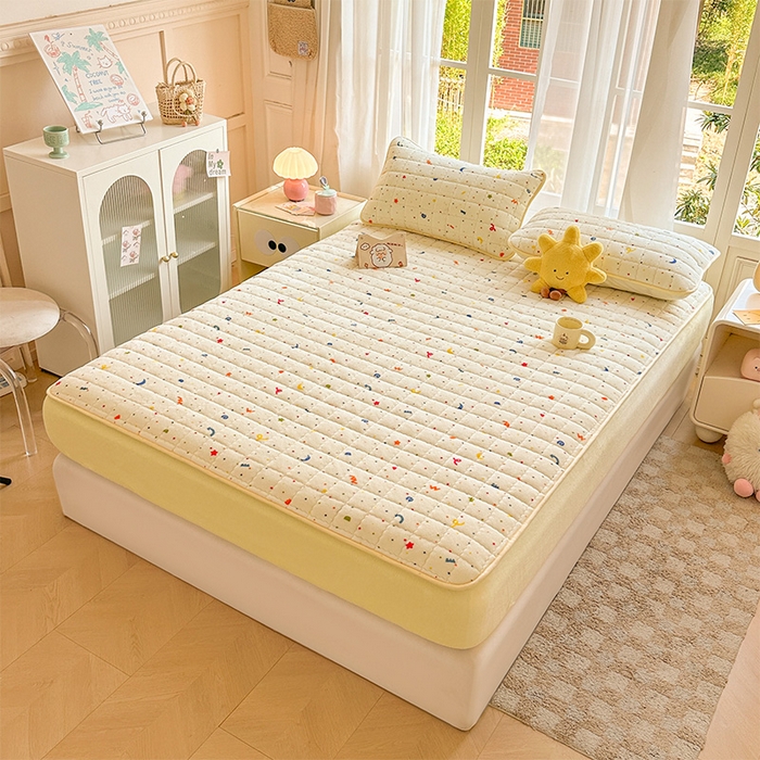 91家纺网 家纺一手货源 找家纺 澜妃 2025新款加厚牛奶绒卡通夹棉单床笠床笠单件单品床笠-亦甜系列 亦甜-芝士酪