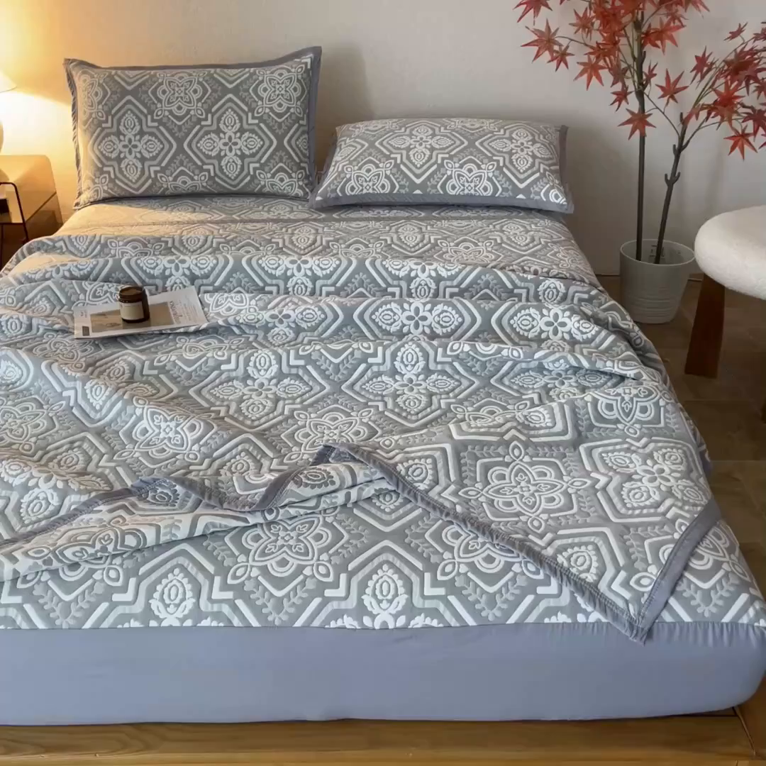 91家纺网 家纺一手货源 找家纺 萌飞 2025新款A类三层纱床笠 卡曼洛-锡器灰