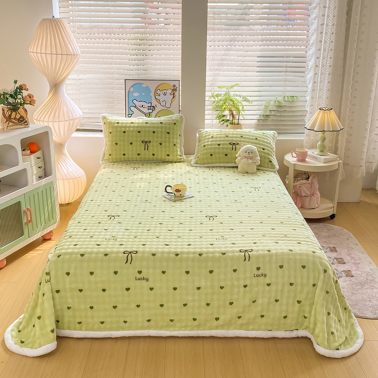 91家纺网 家纺一手货源 找家纺 眠势力 2025新款暖绒泡泡床单冬季保暖被单牛奶绒床单罩 爱心绿【暖绒泡泡床单】