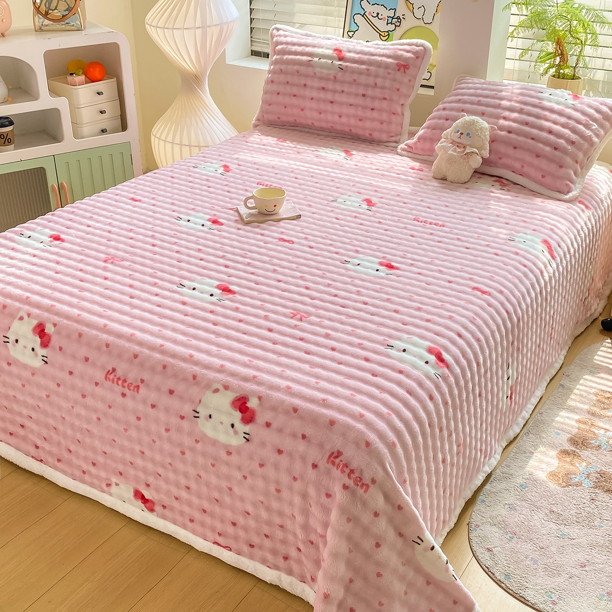 91家纺网 家纺一手货源 找家纺 眠势力 2025新款暖绒泡泡床单冬季保暖被单牛奶绒床单罩 爱心KT【暖绒泡泡床单】