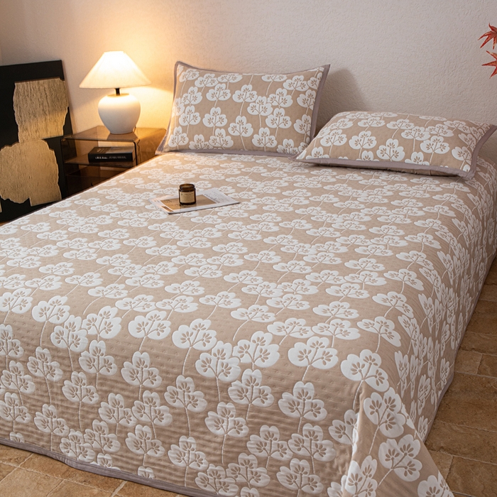 91家纺网 家纺一手货源 找家纺 萌飞 2025新款A类三层纱纱布毛巾被床盖 叶趣-深棕