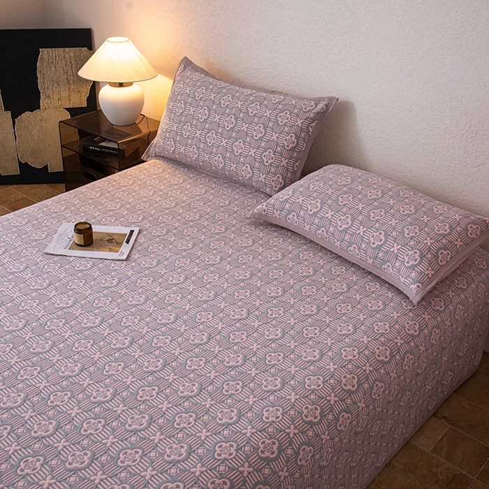 91家纺网 家纺一手货源 找家纺 萌飞 2025新款A类三层纱纱布毛巾被床盖 可丽之彩-玫瑰粉