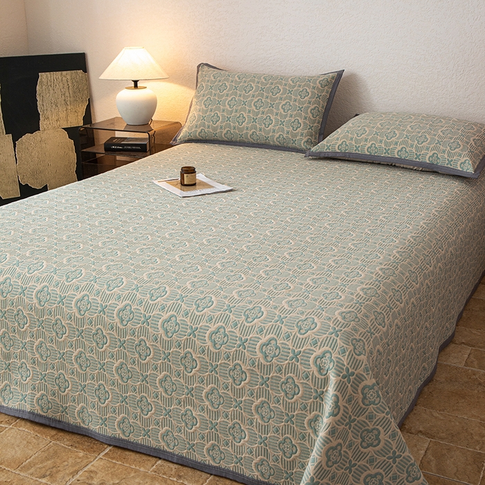 91家纺网 家纺一手货源 找家纺 萌飞 2025新款A类三层纱纱布毛巾被床盖 可丽之彩-亚丁绿