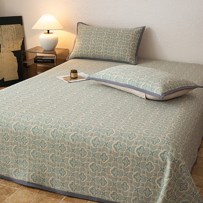 91家纺网 家纺一手货源 找家纺 萌飞 2025新款A类三层纱纱布毛巾被床盖 可丽之彩-亚丁绿