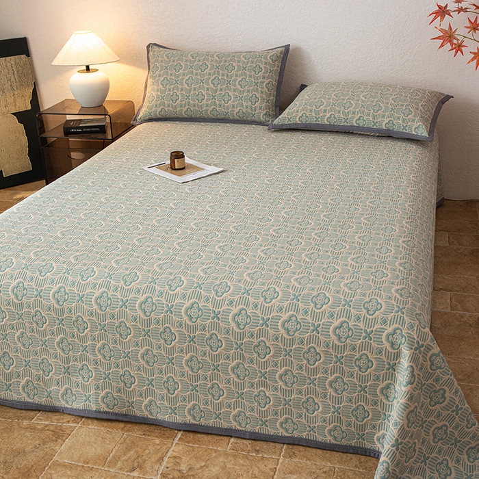 91家纺网 家纺一手货源 找家纺 萌飞 2025新款A类三层纱纱布毛巾被床盖 可丽之彩-亚丁绿