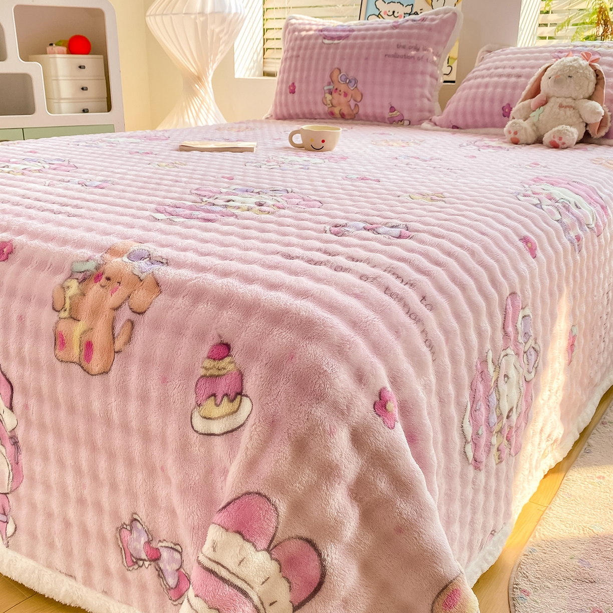 91家纺网 家纺一手货源 找家纺 眠势力 2025新款暖绒泡泡床单冬季保暖被单牛奶绒床单罩 蛋糕兔兔【暖绒泡泡床单】