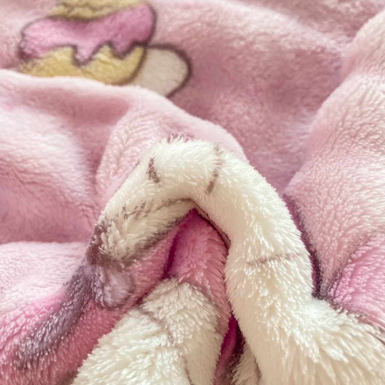 91家纺网 家纺一手货源 找家纺 眠势力 2025新款暖绒泡泡床单冬季保暖被单牛奶绒床单罩 蛋糕兔兔【暖绒泡泡床单】