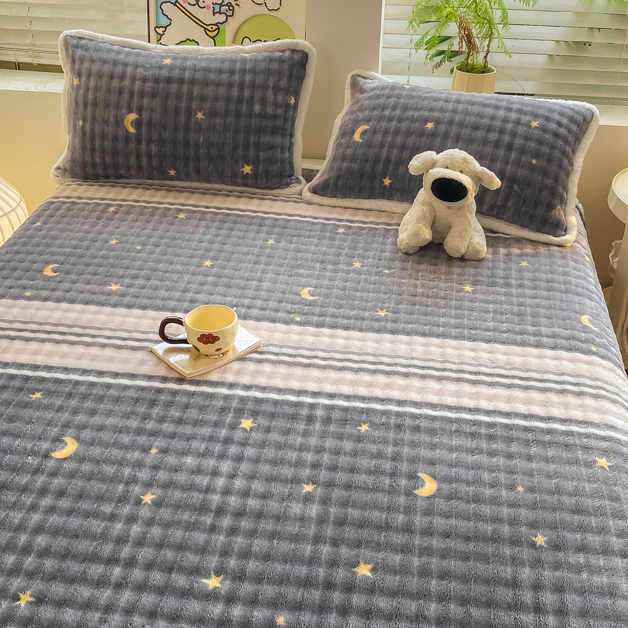 91家纺网 家纺一手货源 找家纺 眠势力 2025新款暖绒泡泡床单冬季保暖被单牛奶绒床单罩 繁星【暖绒泡泡床单】