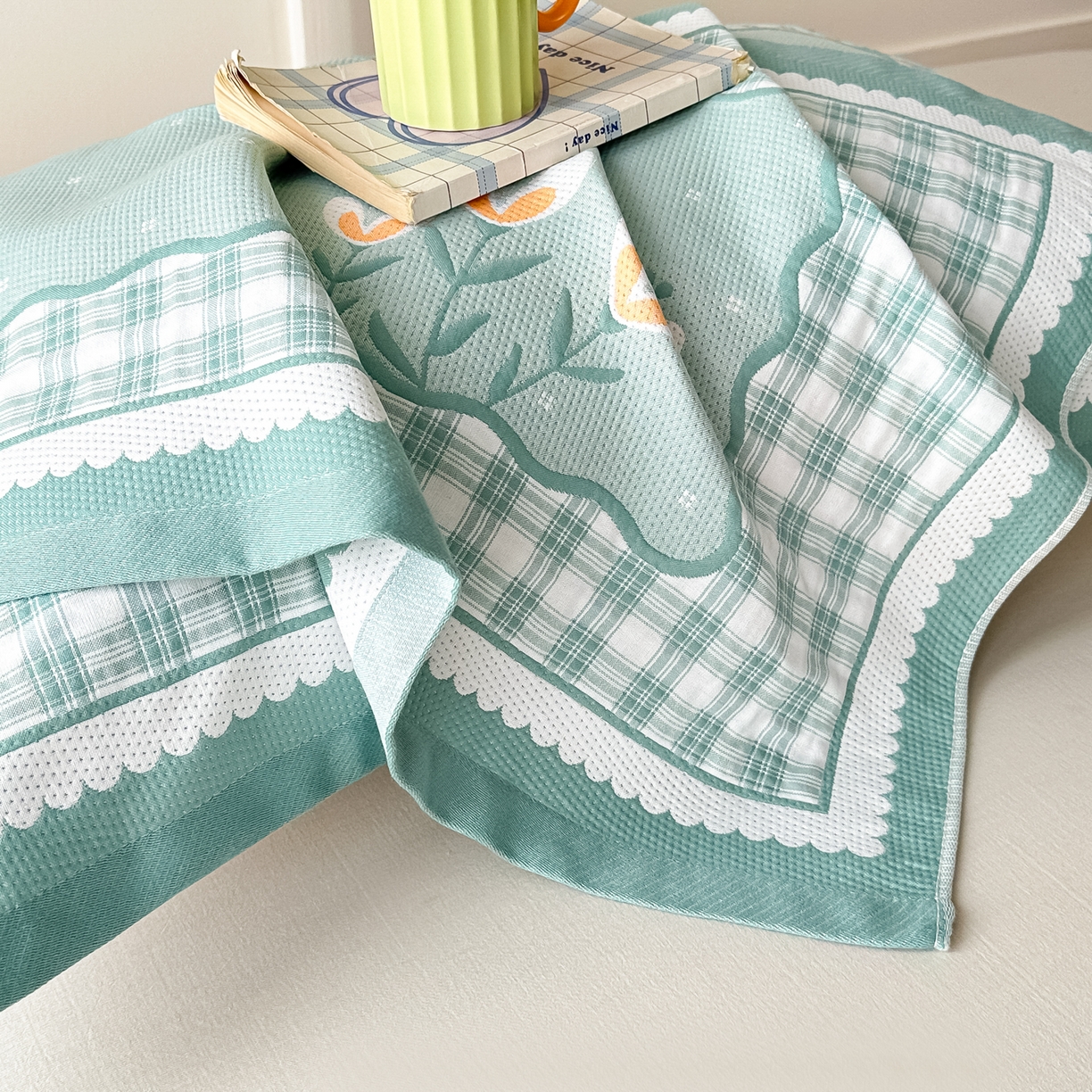 91家纺网 家纺一手货源 找家纺 沐瑟家纺 2025新款亲肤柔软纱布小米格枕巾 格子花-绿色 52*78cm枕巾/只