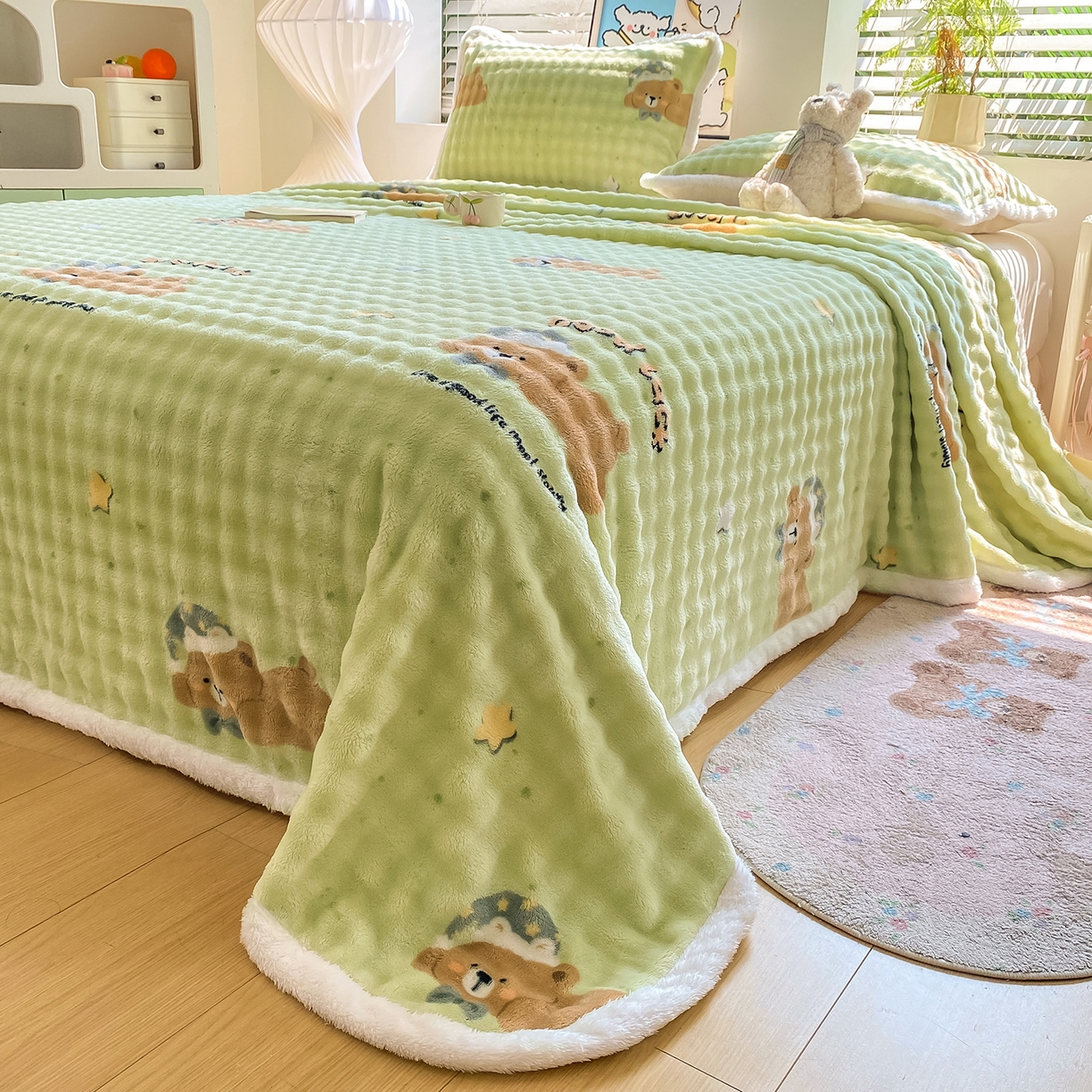 91家纺网 家纺一手货源 找家纺 眠势力 2025新款暖绒泡泡床单冬季保暖被单牛奶绒床单罩 帽子小熊【暖绒泡泡床单】